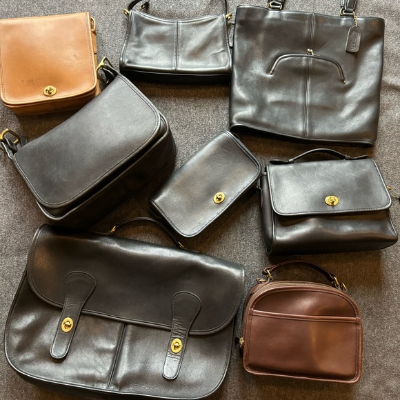 Offers and Bundles Welcome👜 - Picture 4 of 4